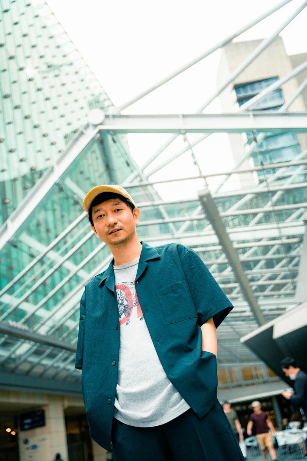 Tsubasa flyaway captures people’s daily lives in street snapshots. ｜ NiEW The media for the