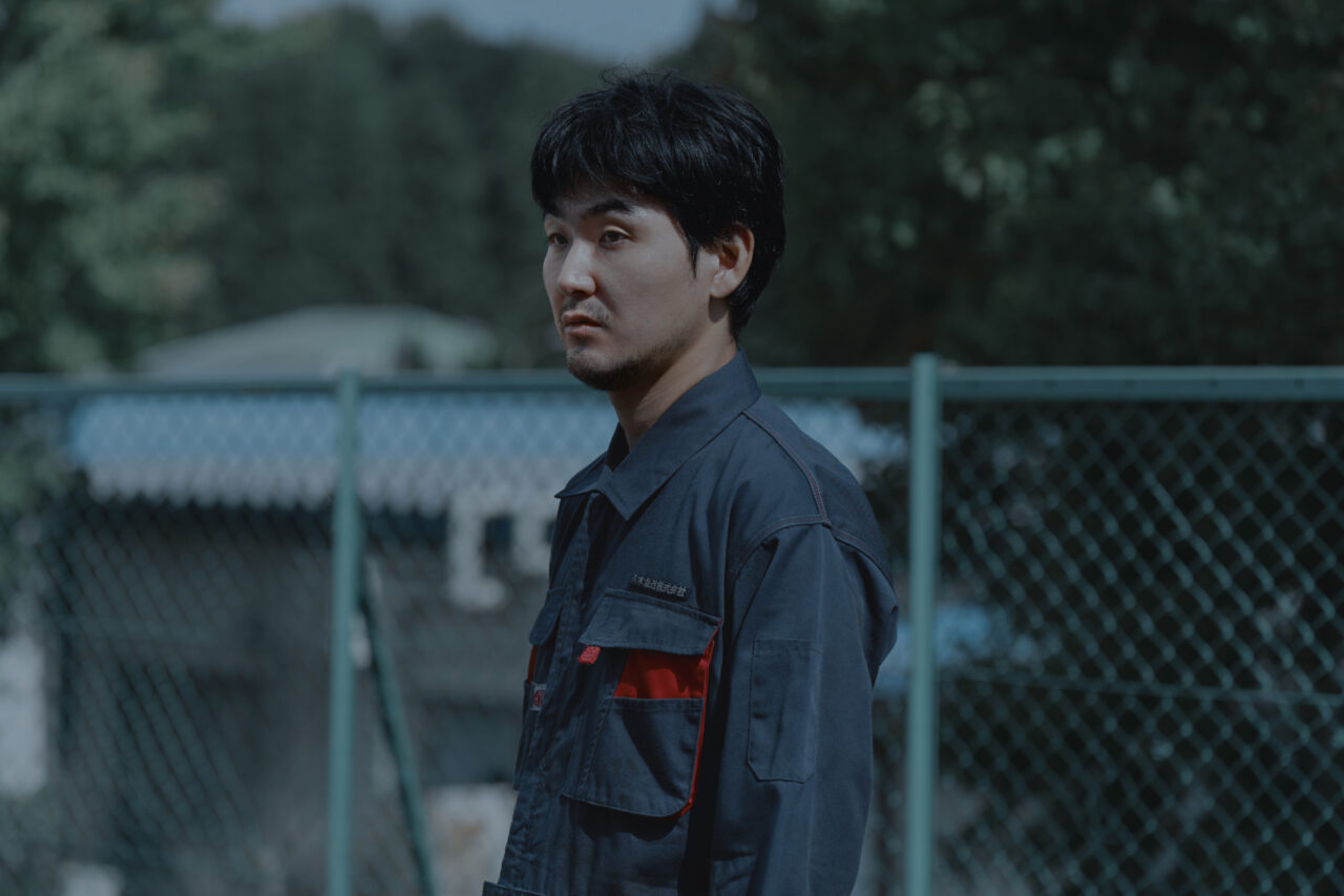 第2話でトラック整備士・倉本慎一郎(松田龍平)に訪れる本当の悲劇©WOWOW
