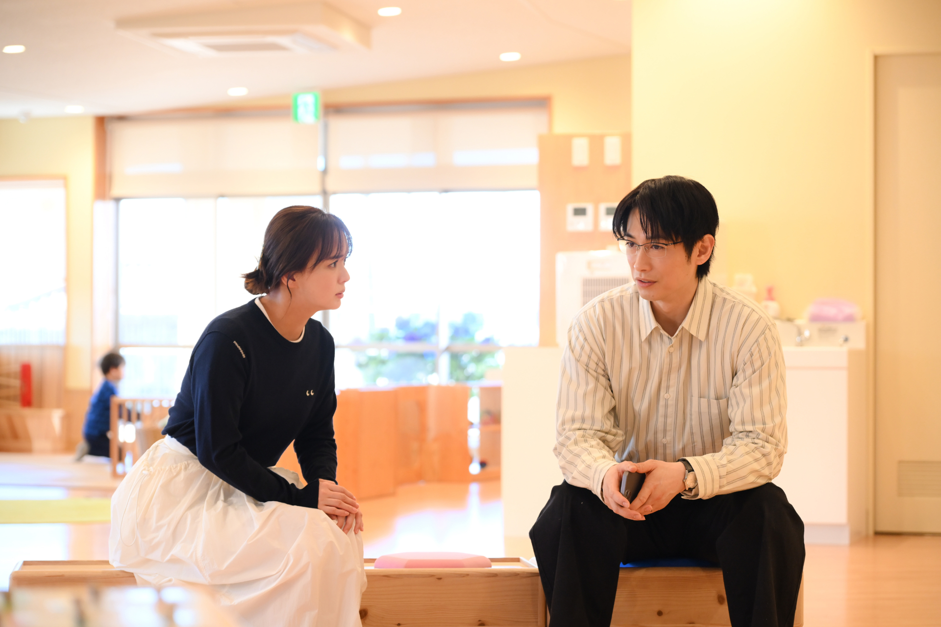 新たに母役と父役にチャレンジした多部未華子とディーン・フジオカ©TBS