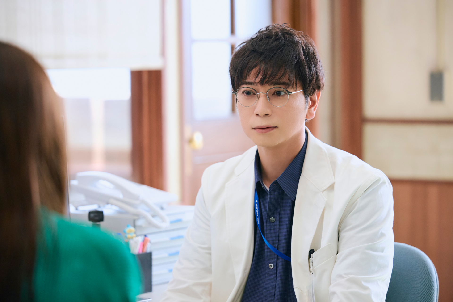 「総合診療科」の医師・徳重晃(松本潤)©TBSスパークル/TBS(撮影:加藤春日)
