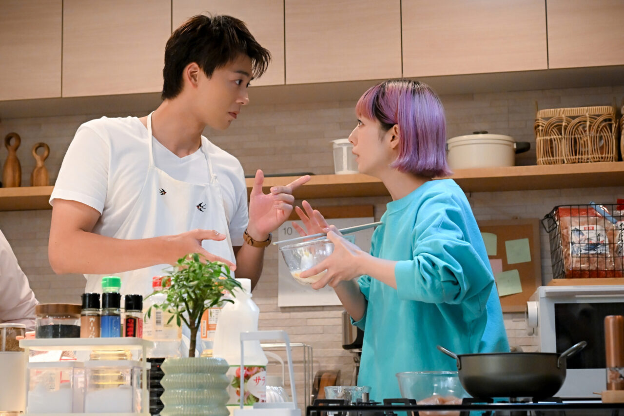 それぞれが抱える問題に右往左往する勝男と鮎美©TBSスパークル / TBS