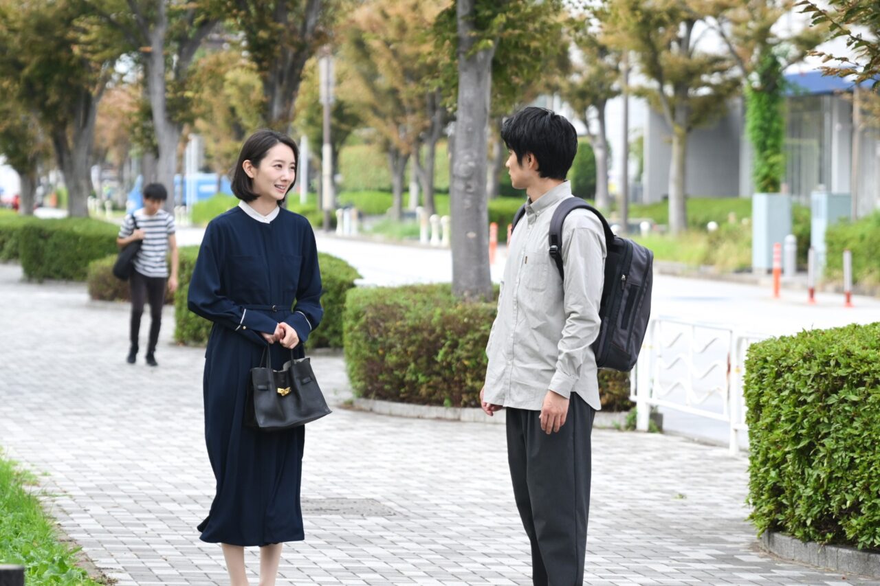 ニセママ契約が智也に露見した後、その理由を智也（中村蒼）に答える薫©TBS