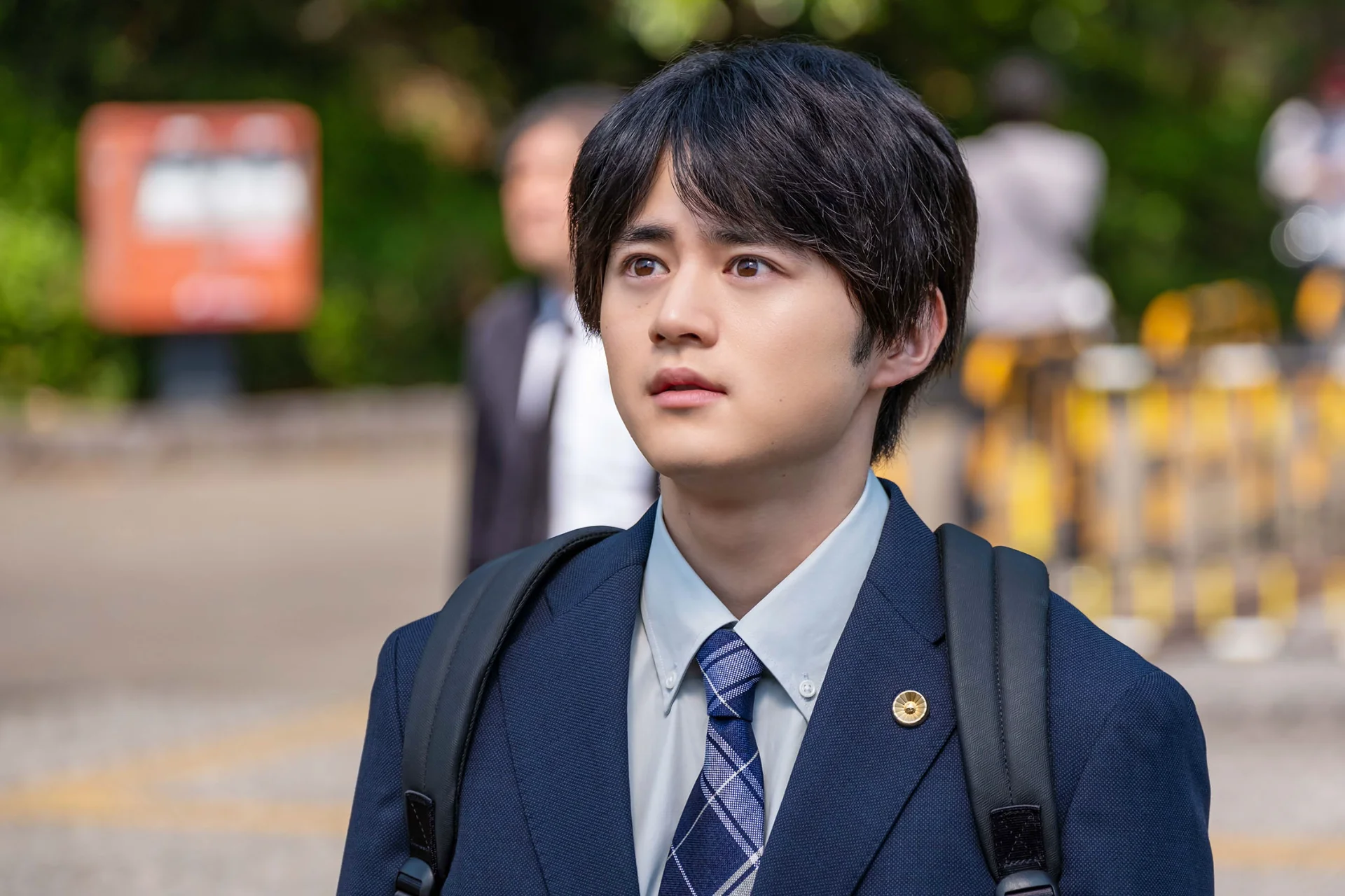 吃音によって思うように声にできず、就職活動は全滅だった泰地©「リーガルビート –逆転の法廷–」製作委員会