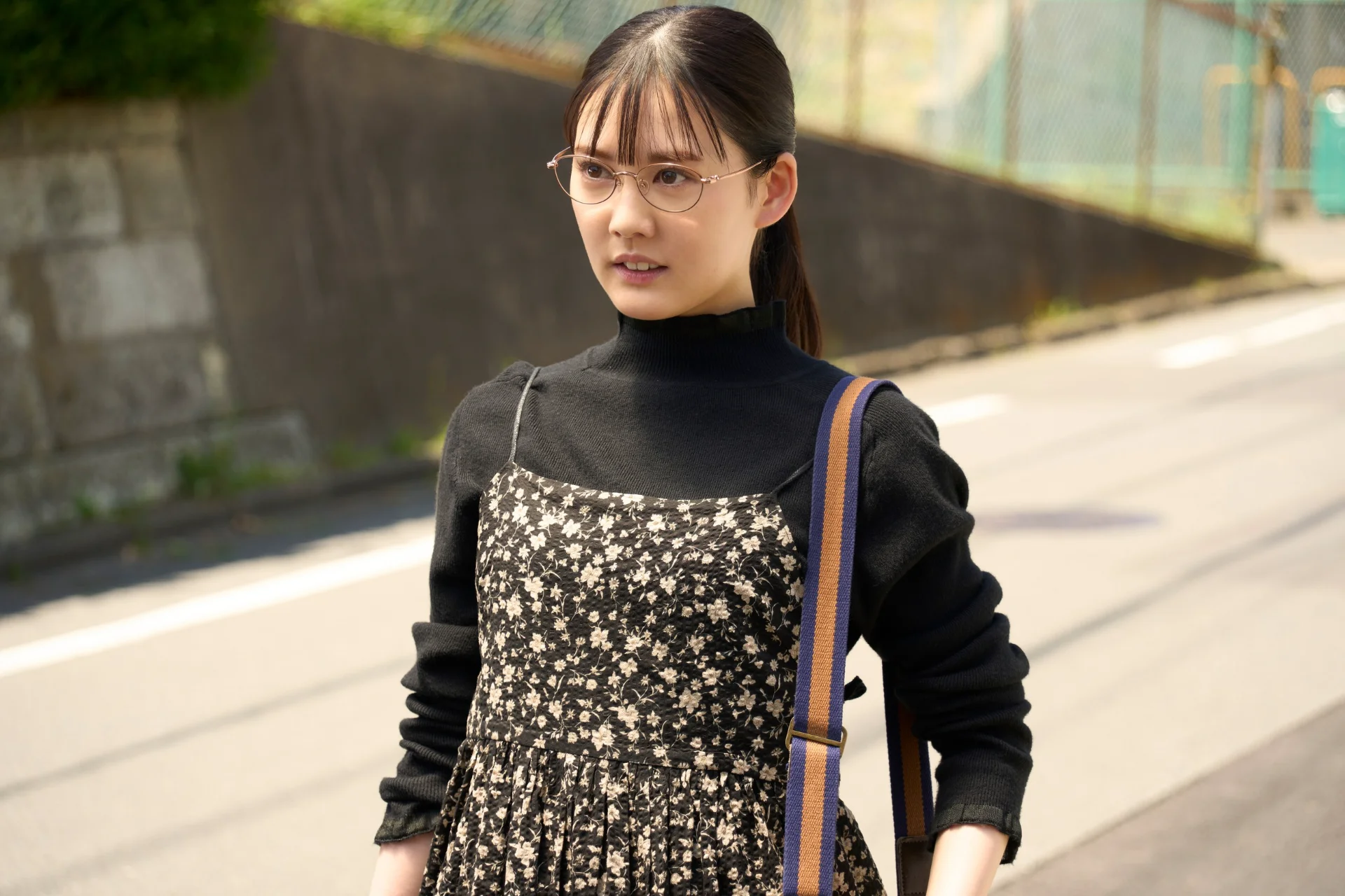 「闇」を覗き込まずにはいられない臨床心理士・白石(北香那)©フジテレビ